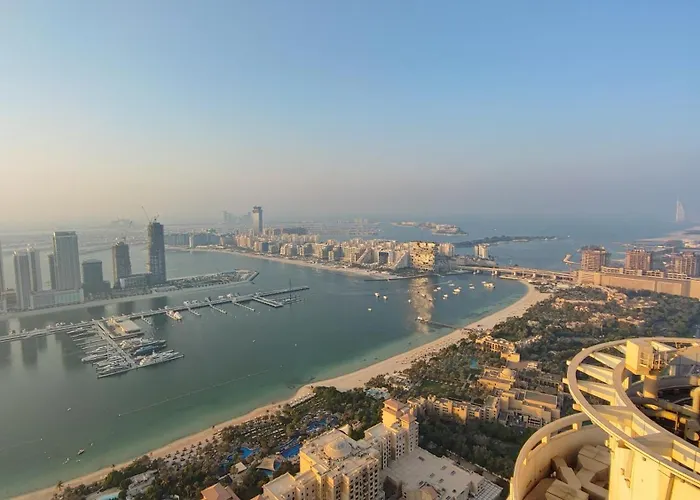 Exquisite, Luxe 1Bd Apartment, Unparalleled Sea Views, Prime Dubai Marina Location & Full Kitchen By \