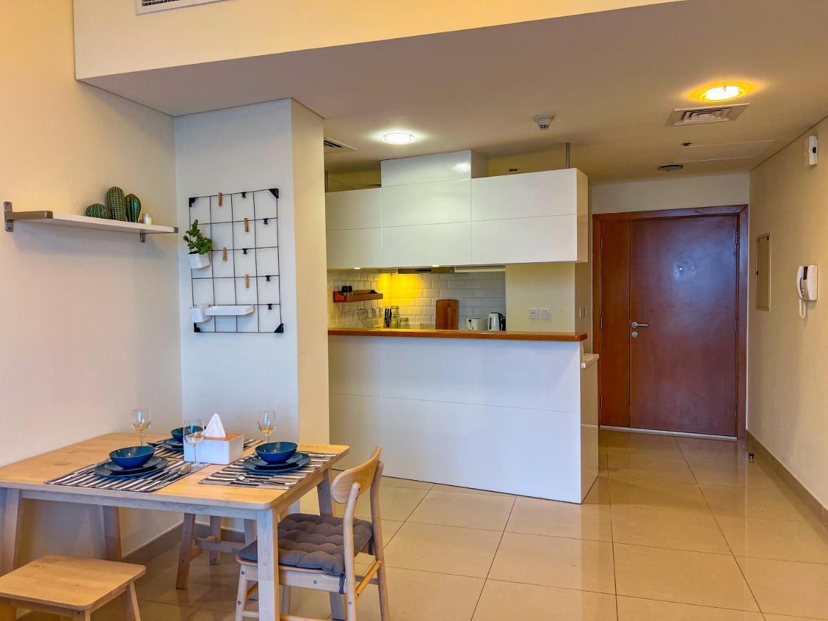 La Buena Vida Marina: Luxe 1bd With Spectacular Sea Views Dubai