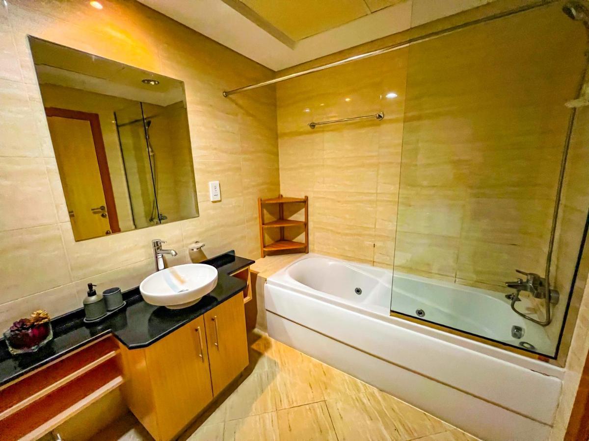 La Buena Vida Marina: Luxe 1bd With Spectacular Sea Views Apartment