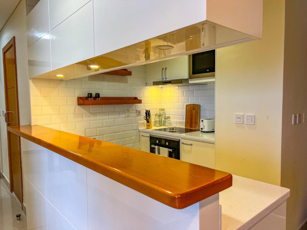 La Buena Vida Marina: Luxe 1bd With Spectacular Sea Views Apartment