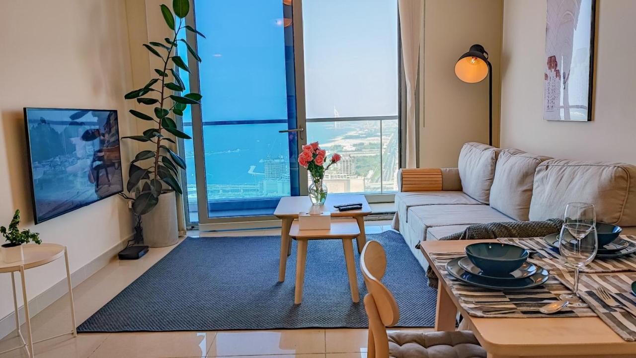 La Buena Vida Marina: Luxe 1bd With Spectacular Sea Views Dubai